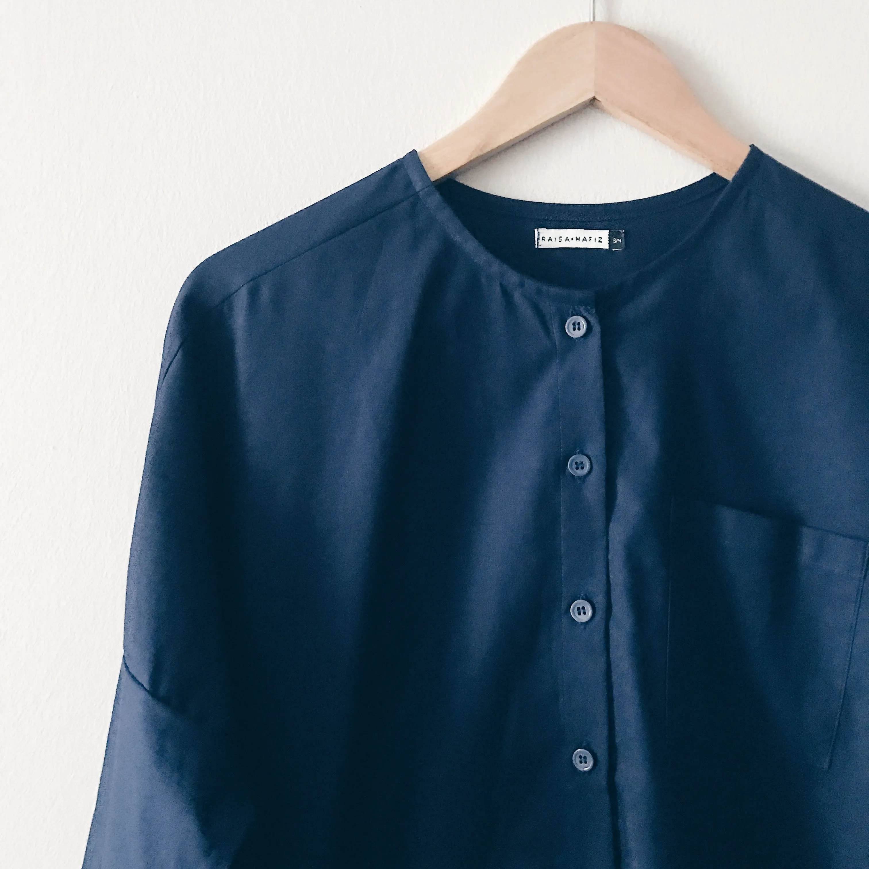 Boxy Top : Navy