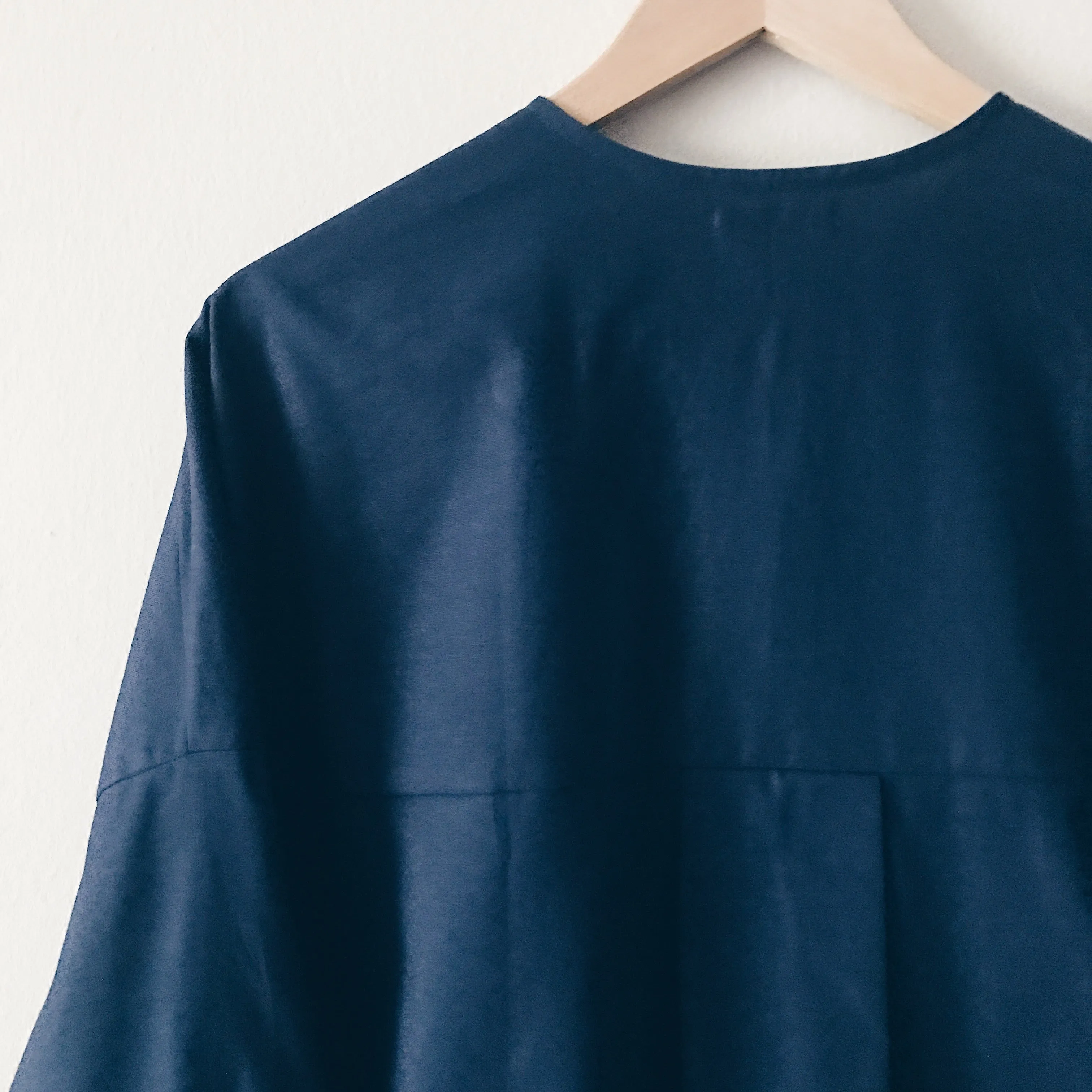 Boxy Top : Navy